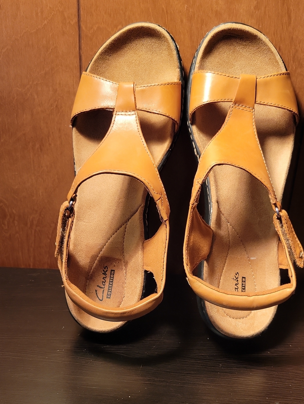 Clarks Women’s Tan/Tobacco Leather Slingback Sandals